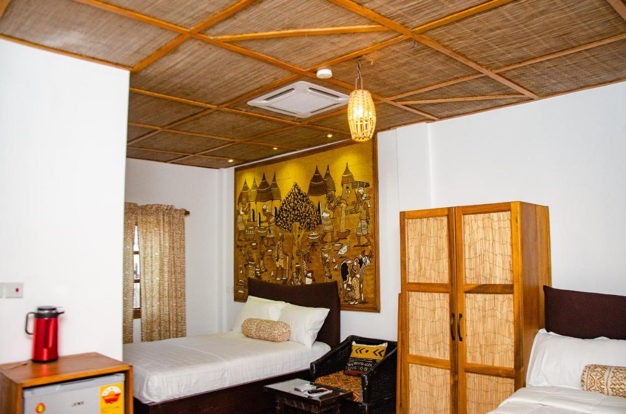 Ike'S Cultural Village كوماسي المظهر الخارجي الصورة